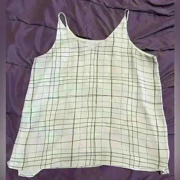 Reitmans essentials tank loose fit size large white - Picture 6 of 6